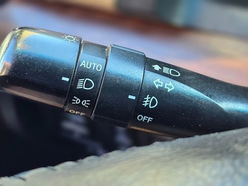 Used 2016 Toyota Tundra Limited image 47