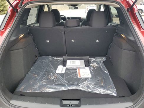 New 2026 Nissan Kicks SV image 9