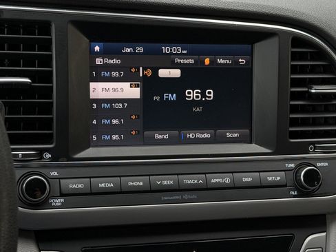 Used 2018 Hyundai Elantra SEL image 14