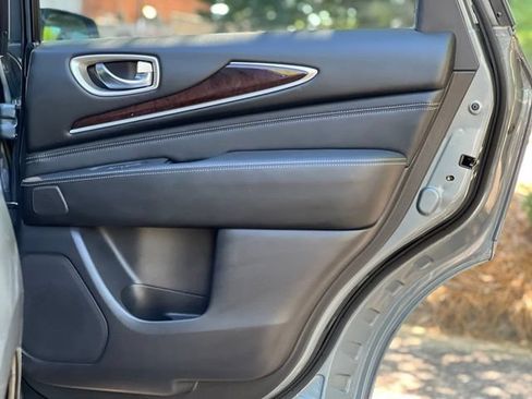 Used 2017 INFINITI QX60 Luxe w/ Deluxe Technology Package AWD/4WD image 18