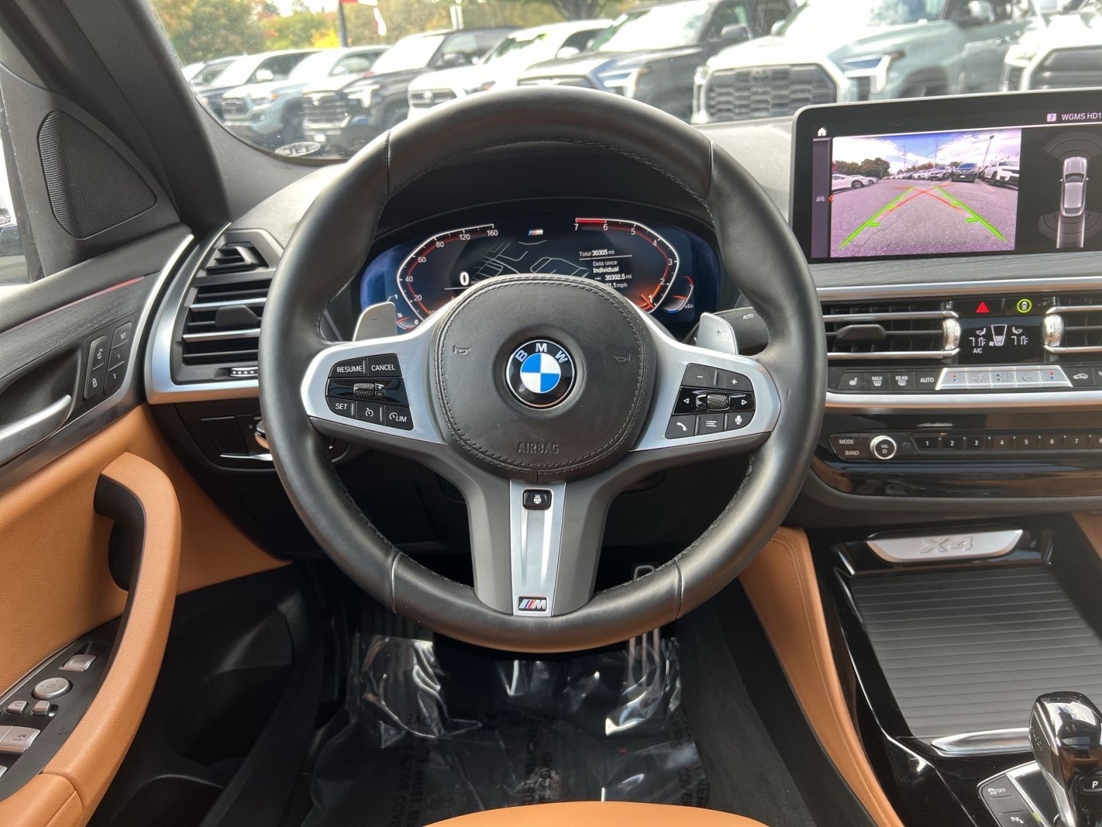 Used 2024 BMW X4 xDrive30i w/ M Sport Package AWD/4WD image 16