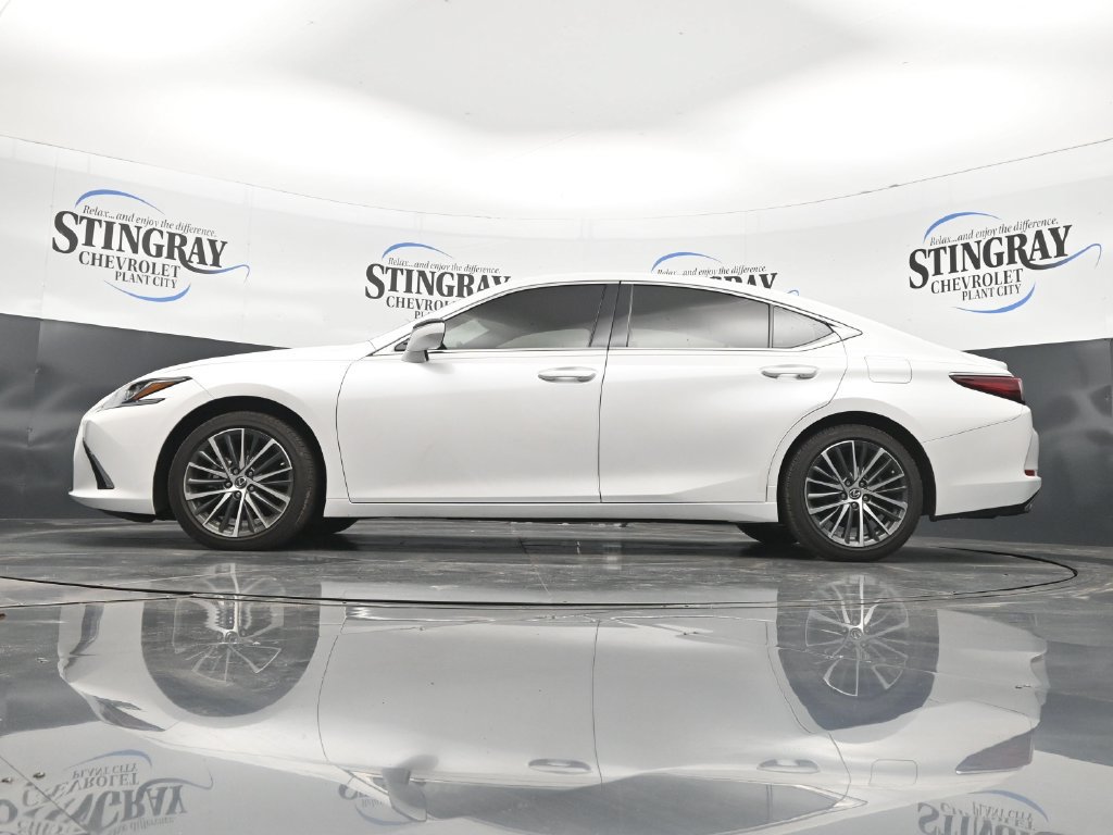 Used 2024 Lexus ES 350 w/ Premium Package FWD image 29