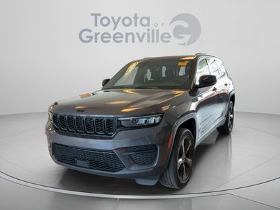 Used 2023 Jeep Grand Cherokee Altitude
