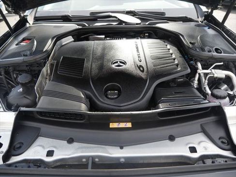 Used 2022 Mercedes-Benz E 450 4MATIC Cabriolet image 11