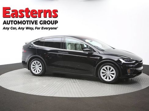 Used 2018 Tesla Model X 75D AWD/4WD image 41