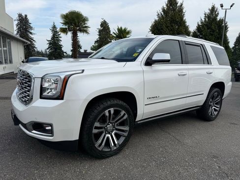 Used 2018 GMC Yukon Denali image 1