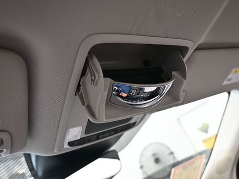 Used 2023 Honda Pilot EX-L image 32