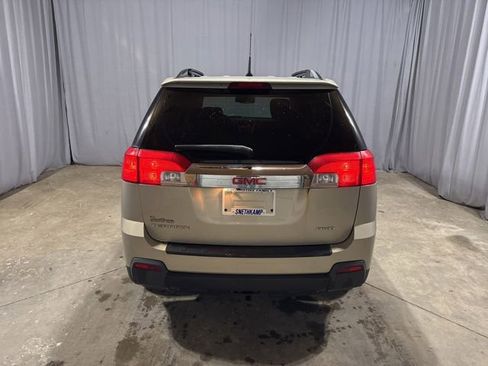Used 2010 GMC Terrain SLE AWD/4WD image 6