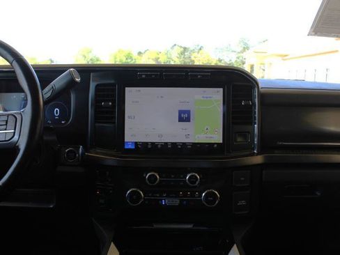 Used 2023 Ford F250 Lariat w/ Chrome Package image 35