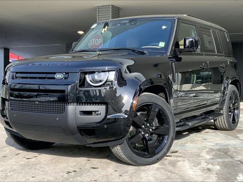 New 2026 Land Rover Defender 110 X-Dynamic SE image 1