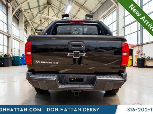 Used 2019 Chevrolet Colorado ZR2 w/ ZR2 Midnight Special Edition AWD/4WD image 23