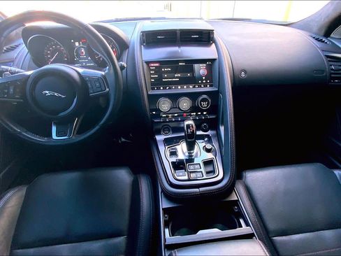 Used 2020 Jaguar F-TYPE Checkered Flag image 14