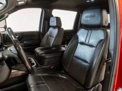 Used 2021 Chevrolet Silverado 2500 High Country w/ Z71 Off-Road Package AWD/4WD image 11