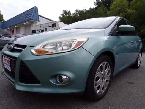 Used 2012 Ford Focus SE image 3