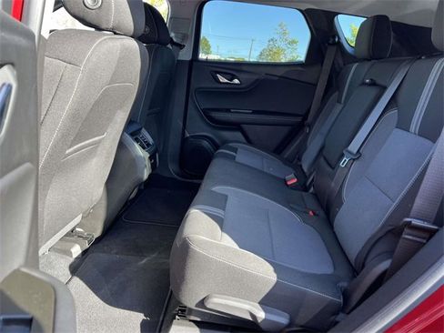 Certified 2025 Chevrolet Blazer LT w/ Convenience Package image 11