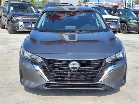 Used 2024 Nissan Sentra SV image 2