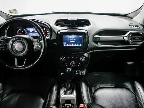 Used 2019 Jeep Renegade Limited image 10