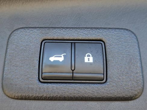 Certified 2023 Nissan Armada SL w/ Captain's Chairs Package image 19