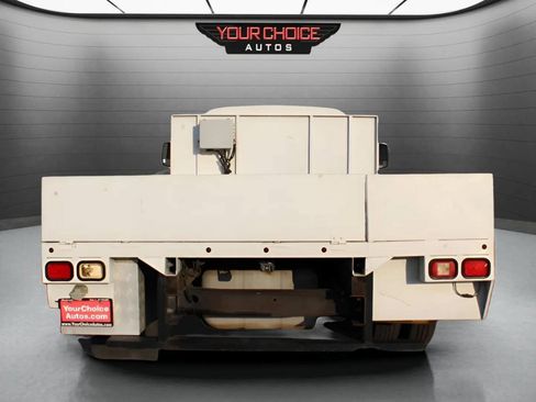 Used 2011 Ford E-450 and Econoline 450 Super Duty RWD image 6