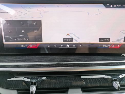 New 2026 BMW X6 xDrive40i w/ Climate Comfort Package image 24