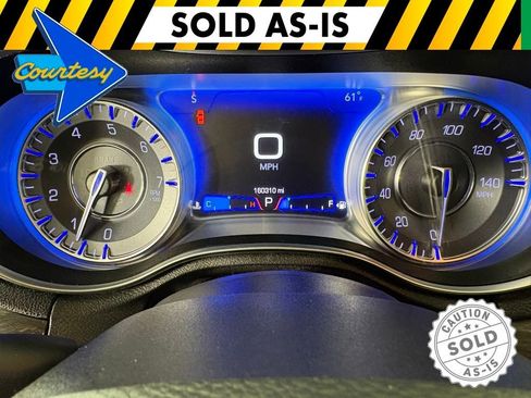 Used 2019 Chrysler 300 Touring w/ Chrome Appearance Package RWD image 26
