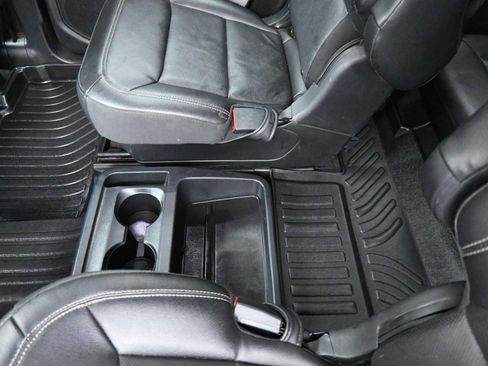 Used 2021 Ford Explorer Limited w/ Equipment Group 301A image 17