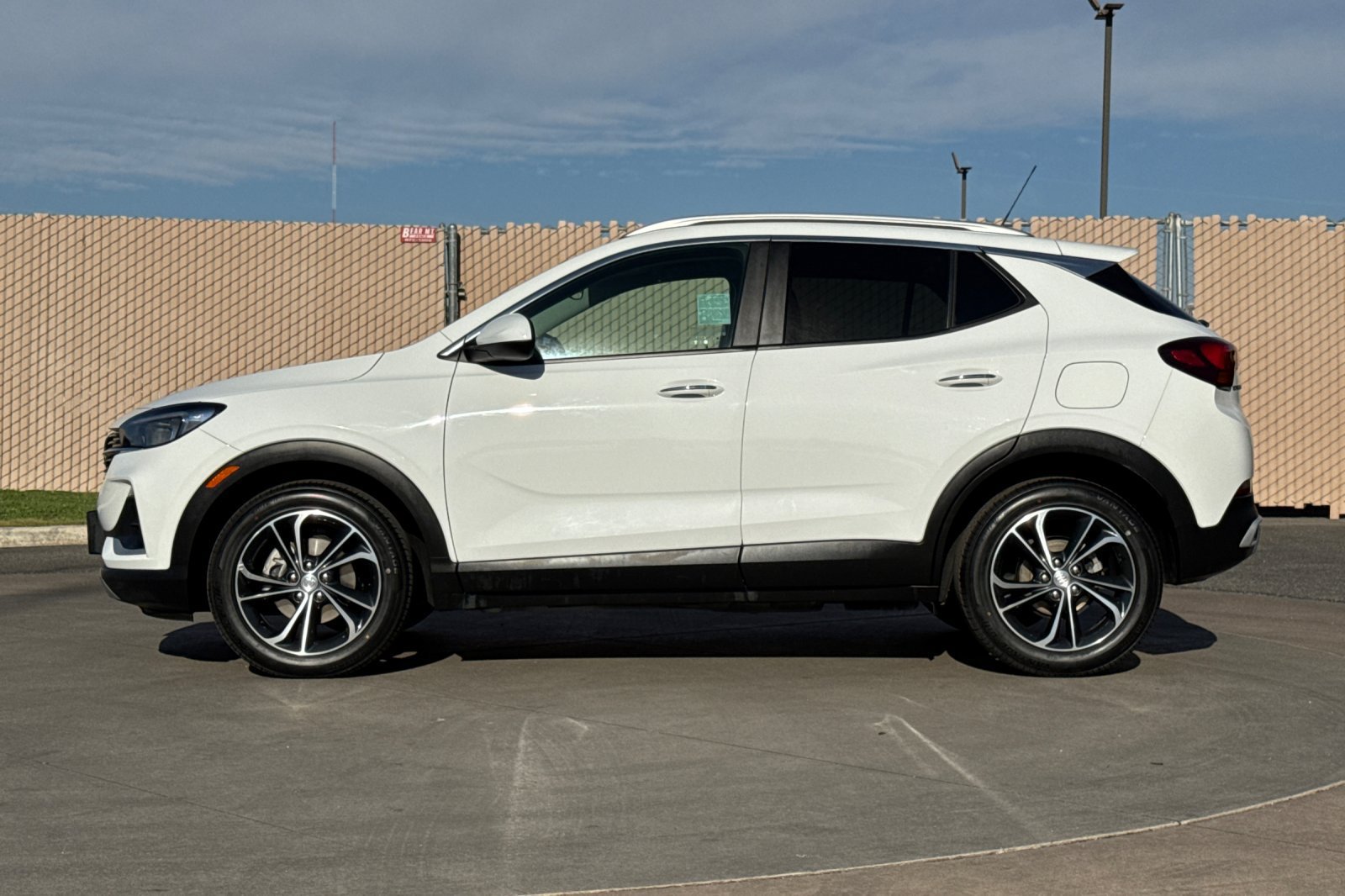 Used 2023 Buick Encore GX Select FWD image 7