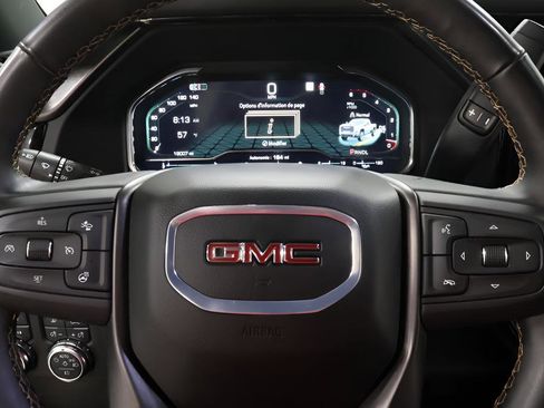 Used 2025 GMC Sierra 2500 AT4 AWD/4WD image 14