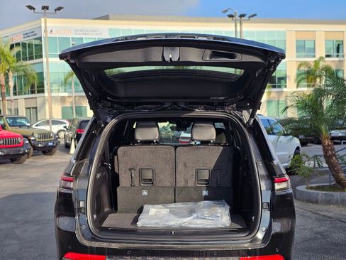 New 2026 Jeep Grand Cherokee L Limited AWD/4WD image 7