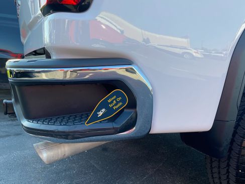 Used 2024 GMC Sierra 2500 Pro w/ Convenience Package image 42