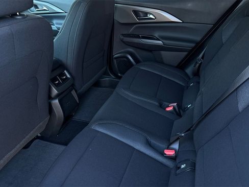 New 2026 Chevrolet Equinox EV LT image 12