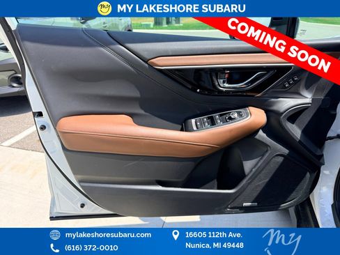 Certified 2025 Subaru Outback Touring AWD/4WD image 11