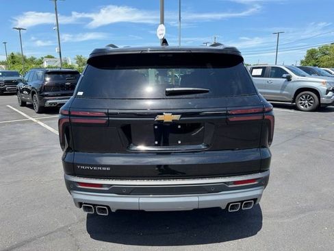 New 2026 Chevrolet Traverse LT w/ Driver Confidence Package FWD image 6