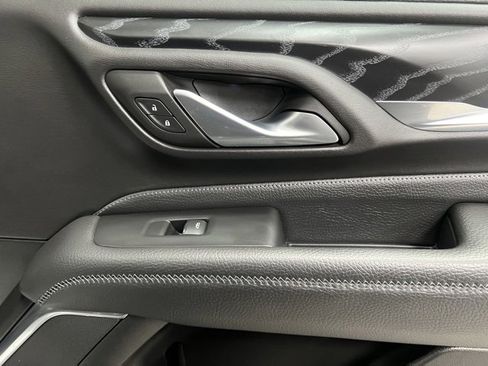 Used 2022 GMC Yukon XL Denali image 60