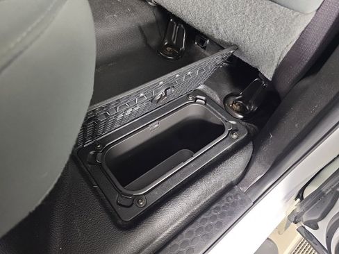 Used 2017 RAM 2500 Tradesman w/ Chrome Appearance Group image 37