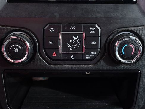 Used 2014 Ford F150 XLT w/ Equipment Group 302A Luxury AWD/4WD image 29