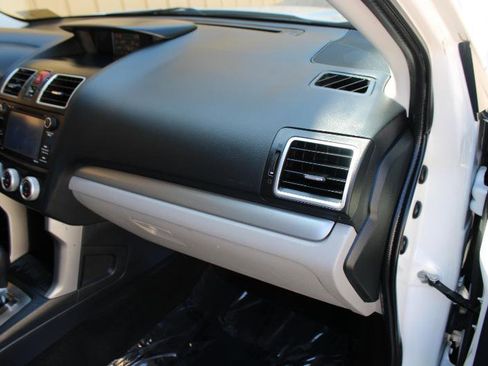 Used 2018 Subaru Forester 2.5i image 18