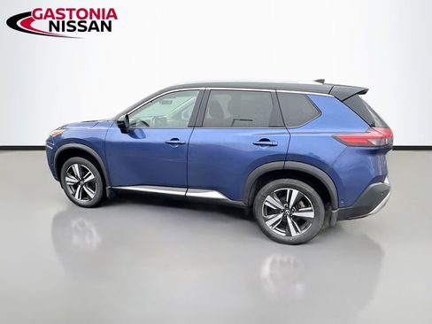 Used 2023 Nissan Rogue Platinum image 5