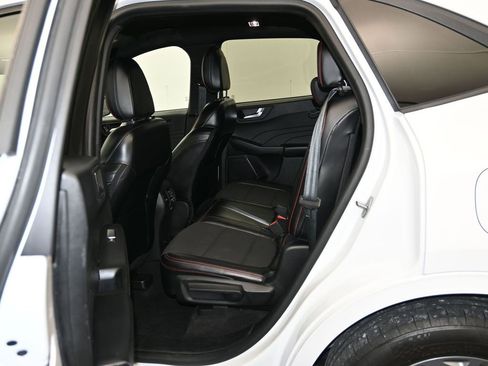 Used 2023 Ford Escape ST-Line image 22