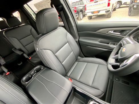 New 2026 Chevrolet Traverse LT w/ LPO, Floor Liner Package image 29