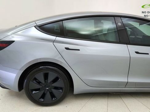 Used 2025 Tesla Model 3 RWD image 7