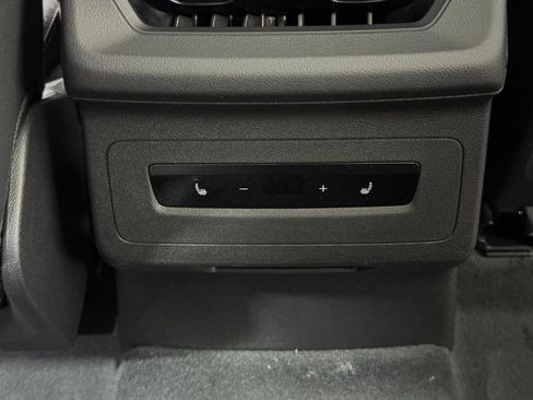 New 2025 Audi A6 e-tron Premium Plus image 12