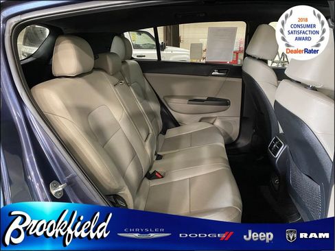 Used 2020 Kia Sportage S w/ S Sunroof Package image 19