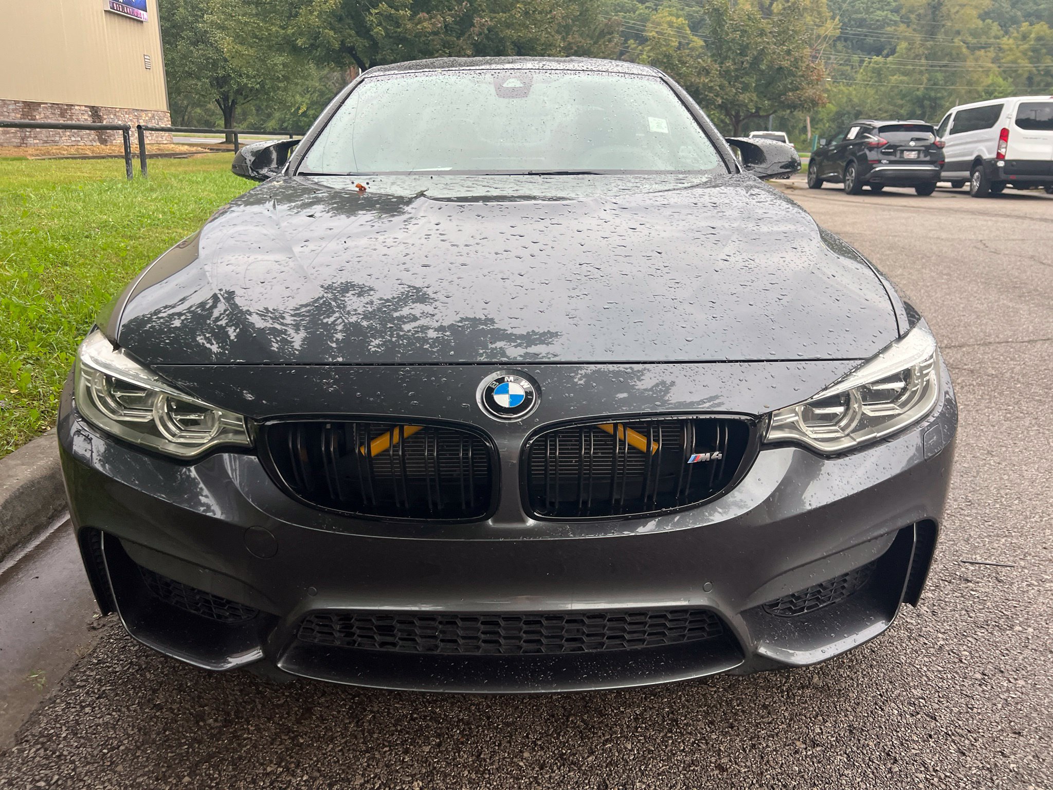 Used 2017 BMW M4 Coupe RWD image 2
