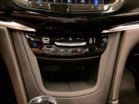 Used 2024 Cadillac XT6 Sport w/ LPO, ONYX Package AWD/4WD image 31
