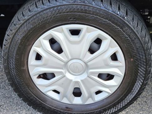 Used 2024 Ford Transit 350 XLT image 10