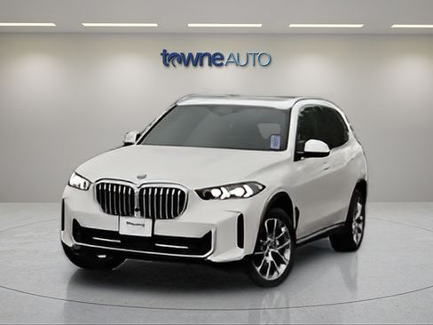 Used 2024 BMW X5 xDrive40i w/ Premium Package AWD/4WD image 11