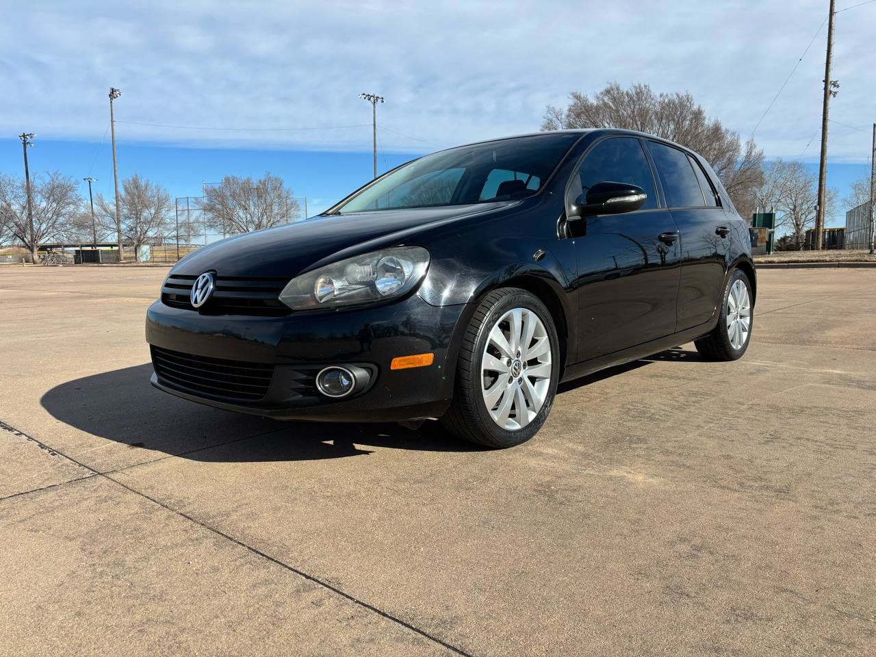 Used 2014 Volkswagen Golf TDI FWD image 3