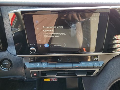 Certified 2025 Toyota Camry LE image 14