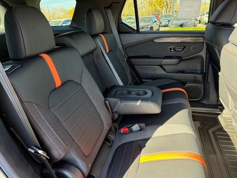 Certified 2026 Honda Passport TrailSport image 19